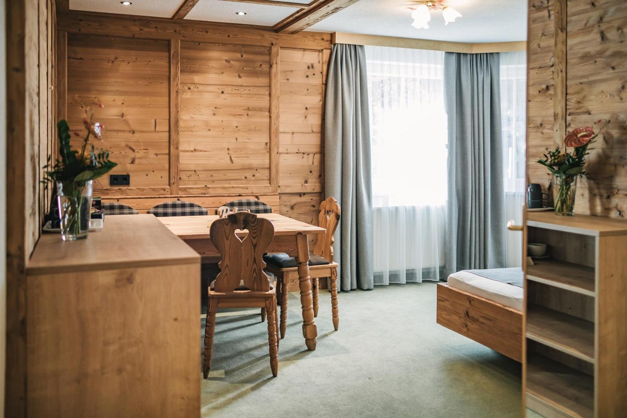 Arlen Lodge Hotel Inkl Premium Karte Im Sommer 圣安东阿尔贝格 外观 照片